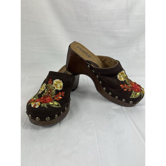 VTG Mudd Brown Suede Embroidered Clog Heels Boho Y2K Studded Platform Mules 8.5 - Picture 1 of 7